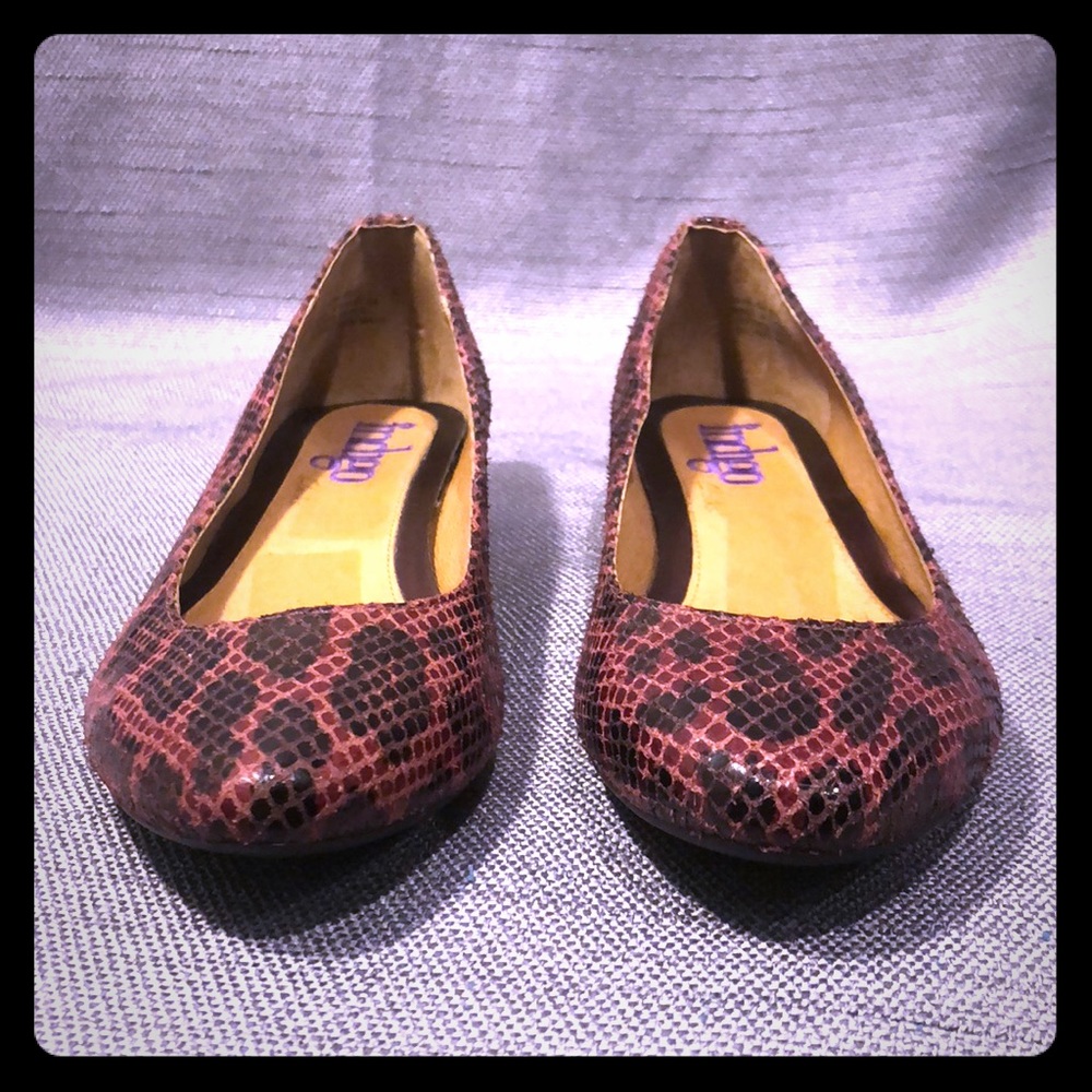 Clarks Indigo Flat Size 6
